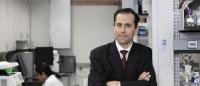 Akiva Mintz, MD, PhD, vice-chair of translational imaging and director of the Columbia University PET Center. Dr. Akiva Mintz in his lab.